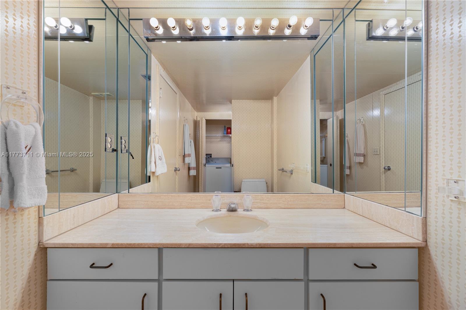THE TIFFANY OF BAL HARBOU - Residential