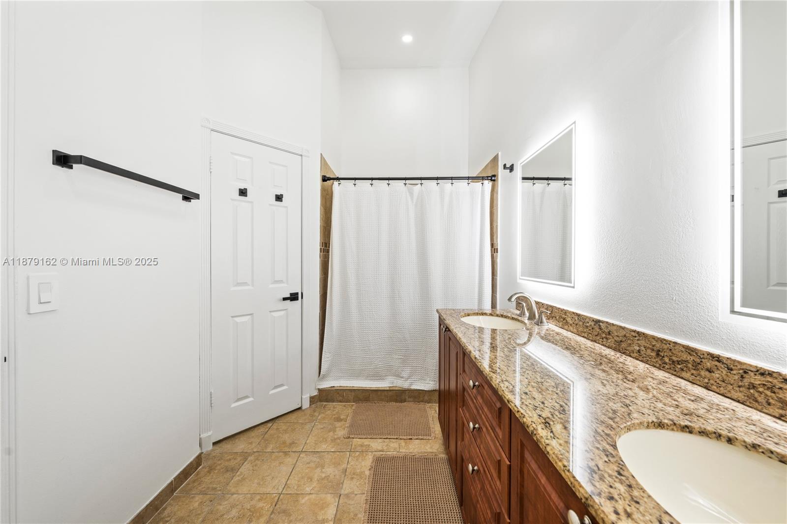 TWIN FOUNTAINS PHASE TWO - Residential