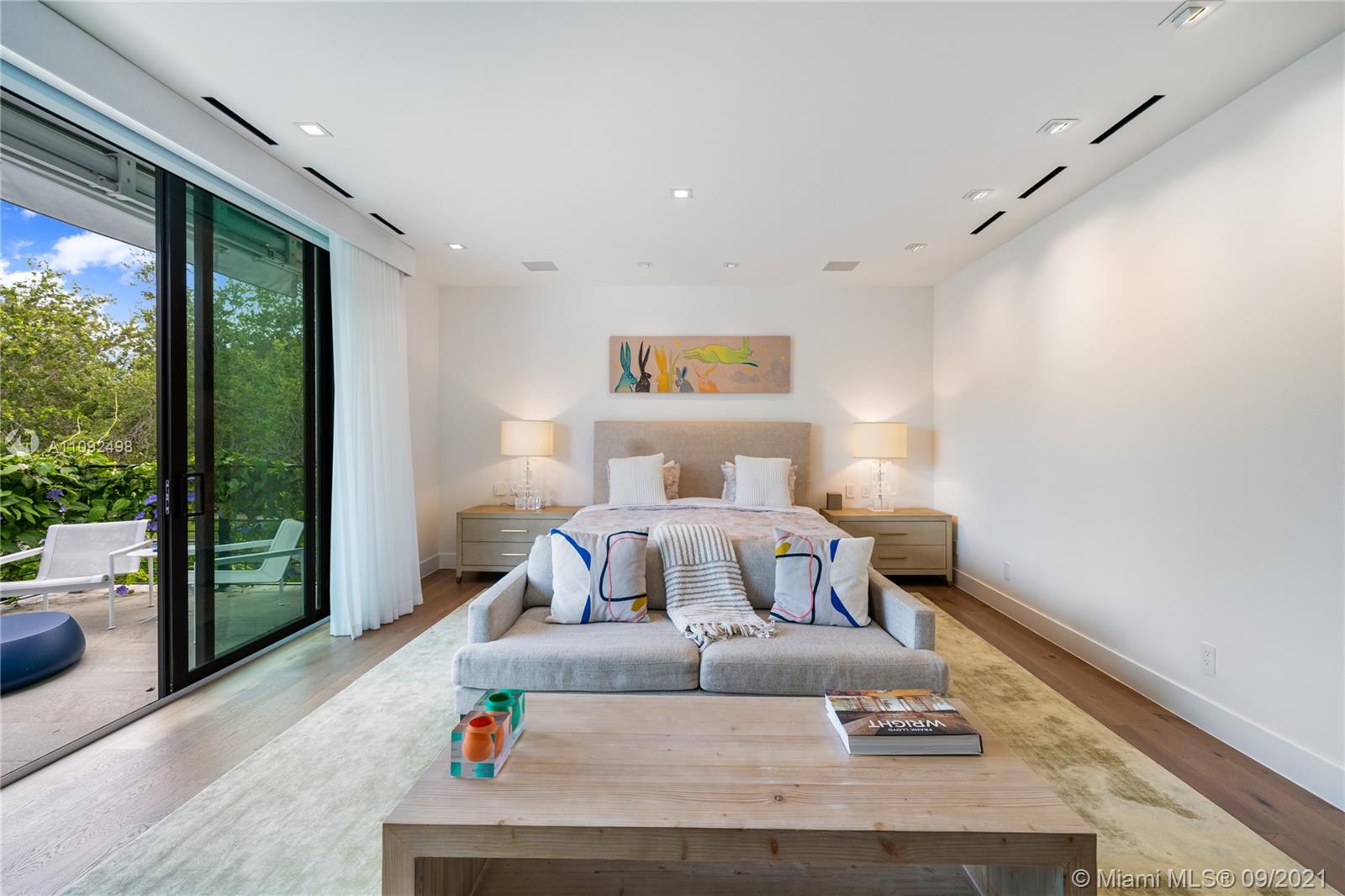 CORAL GABLES RIVIERA SEC - Residential