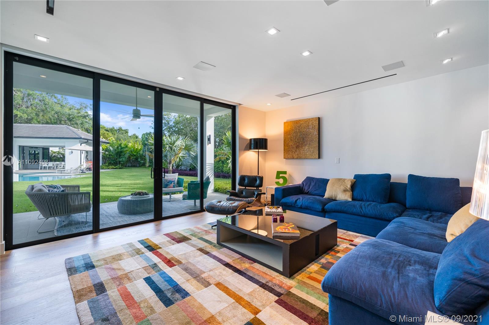 CORAL GABLES RIVIERA SEC - Residential