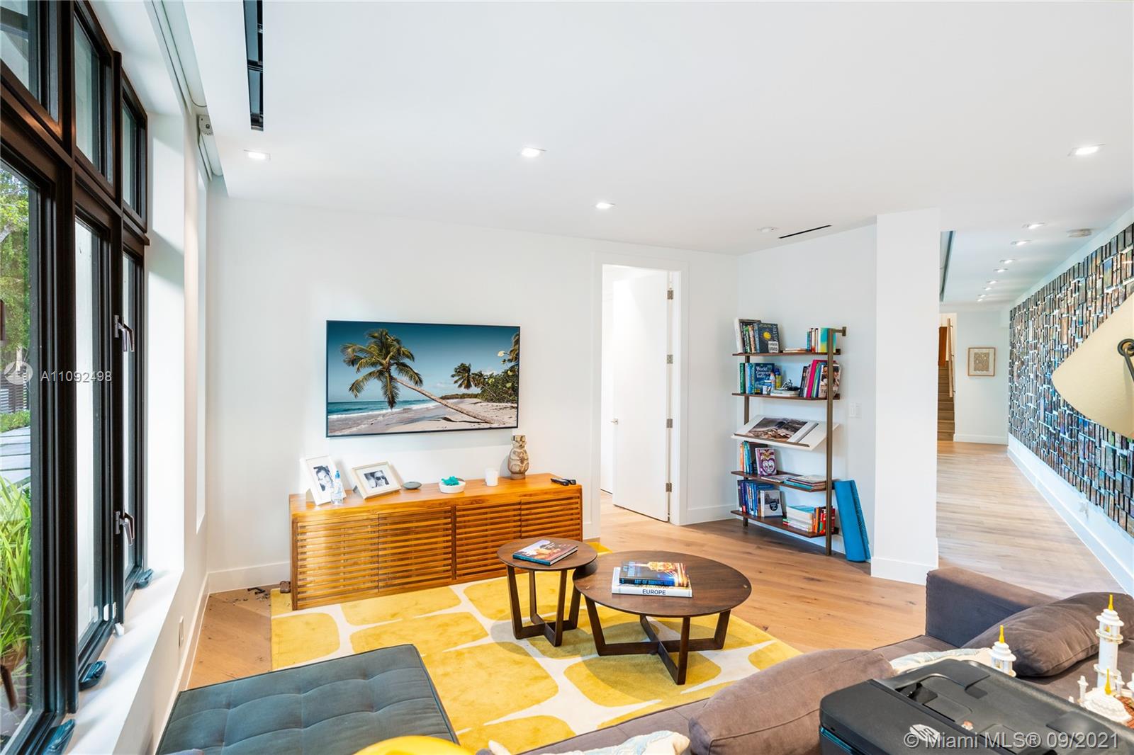 CORAL GABLES RIVIERA SEC - Residential