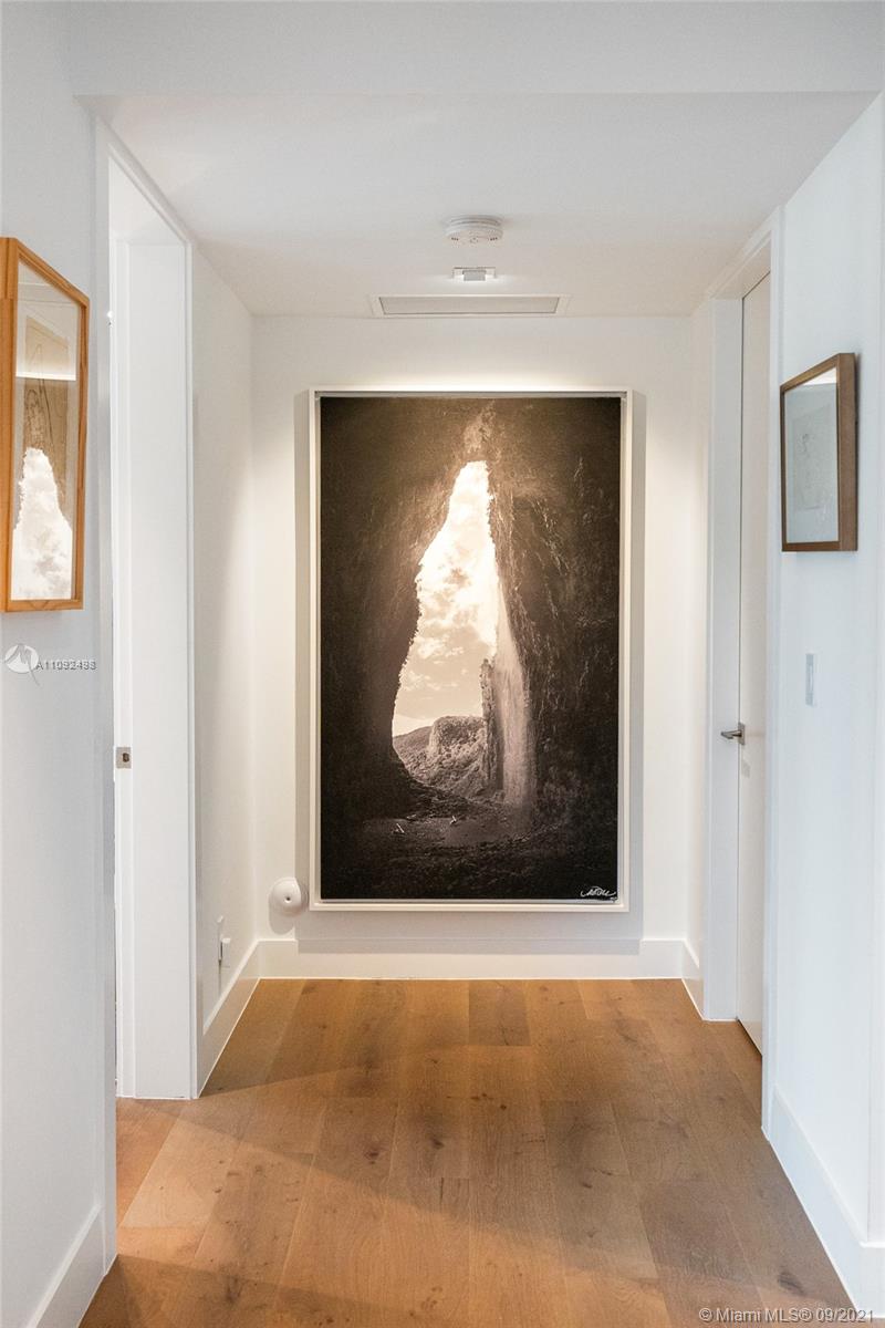 CORAL GABLES RIVIERA SEC - Residential