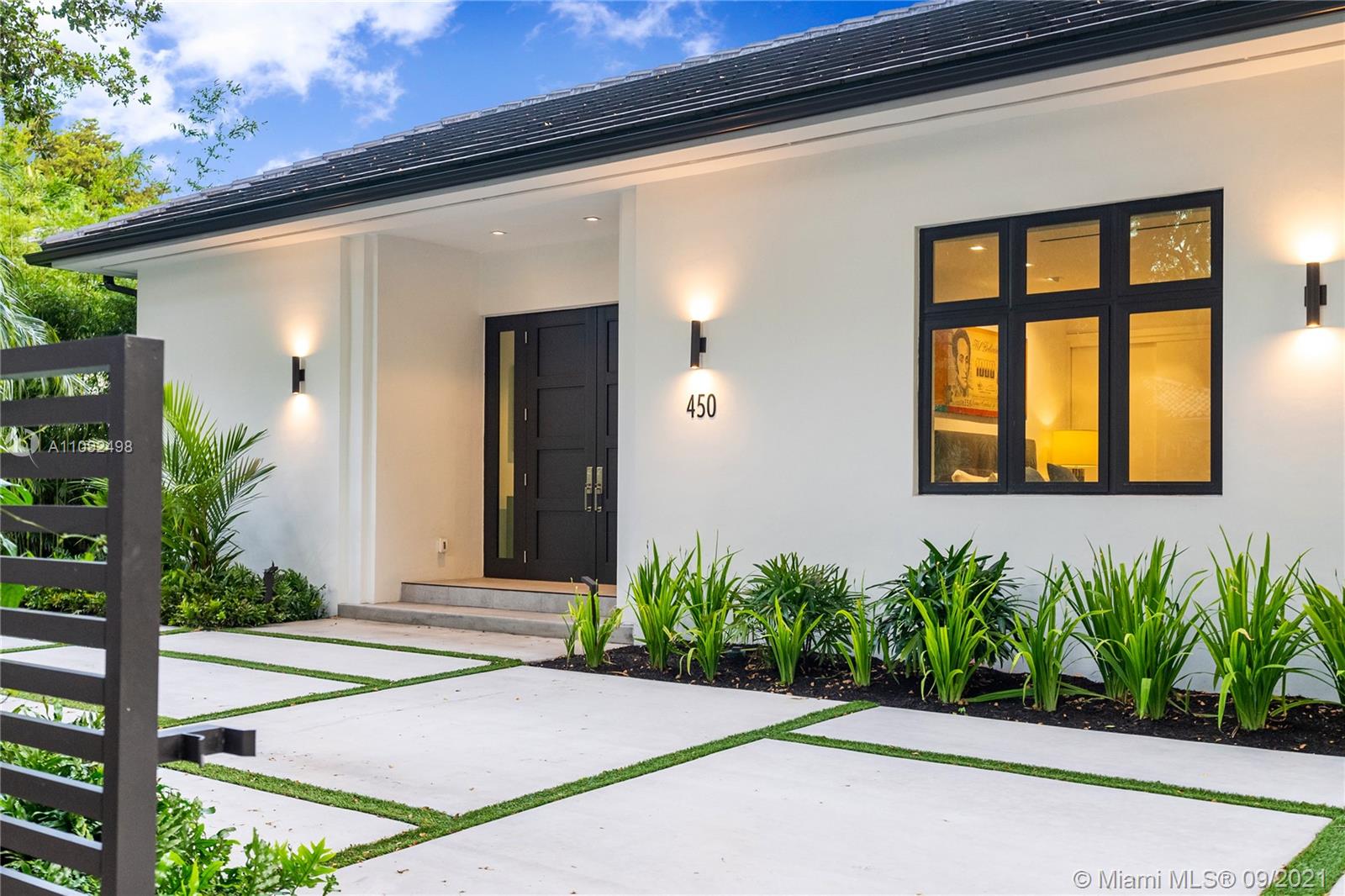 CORAL GABLES RIVIERA SEC - Residential