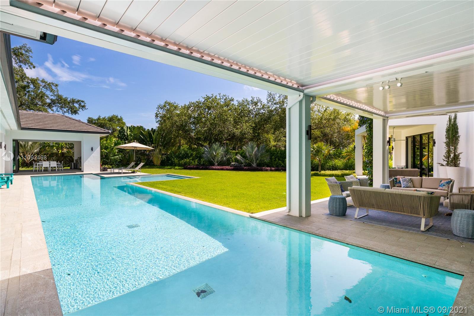 CORAL GABLES RIVIERA SEC - Residential