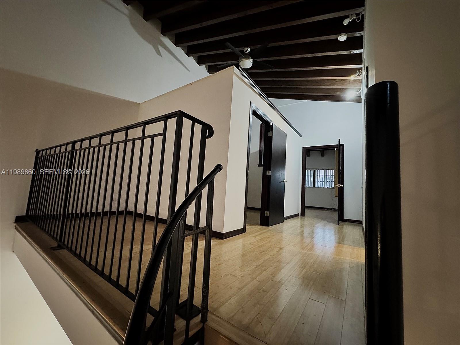 HOLLYWOOD GARDENS - Residential Lease