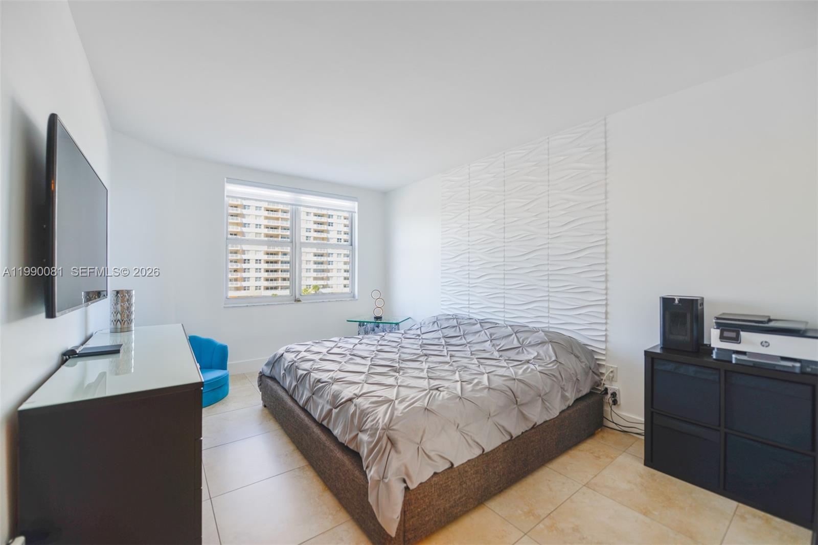 HEMISPHERES CONDO - Residential