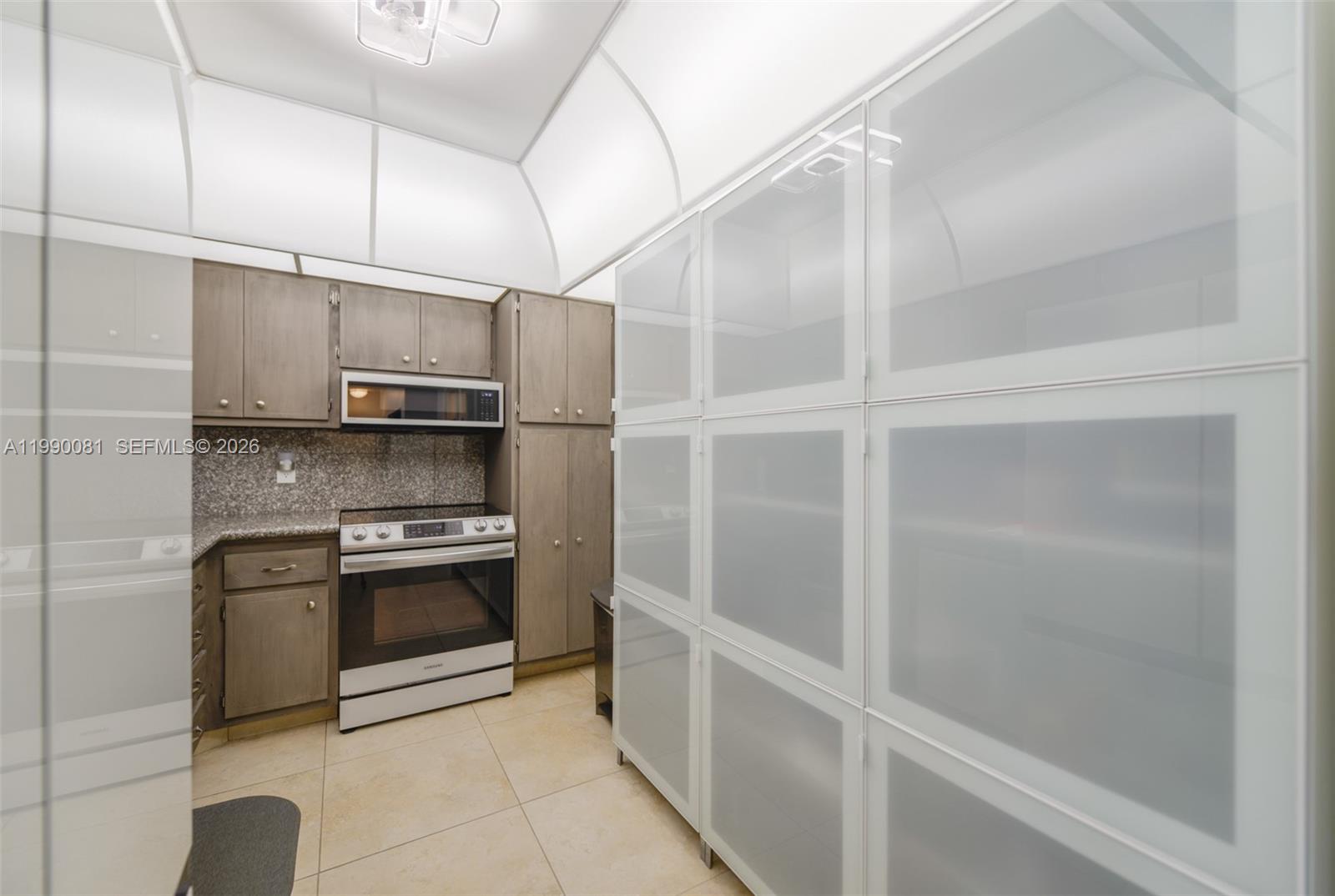 HEMISPHERES CONDO - Residential