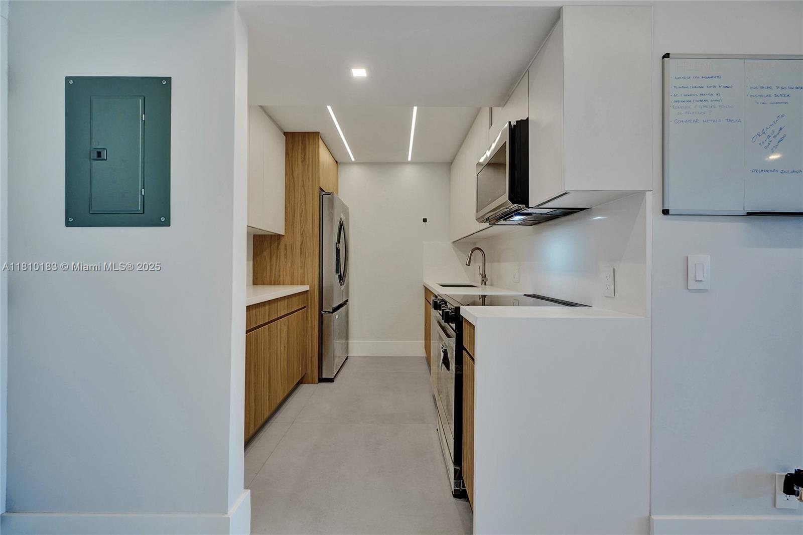 ENSENADA CONDO BLDG E-11 - Residential