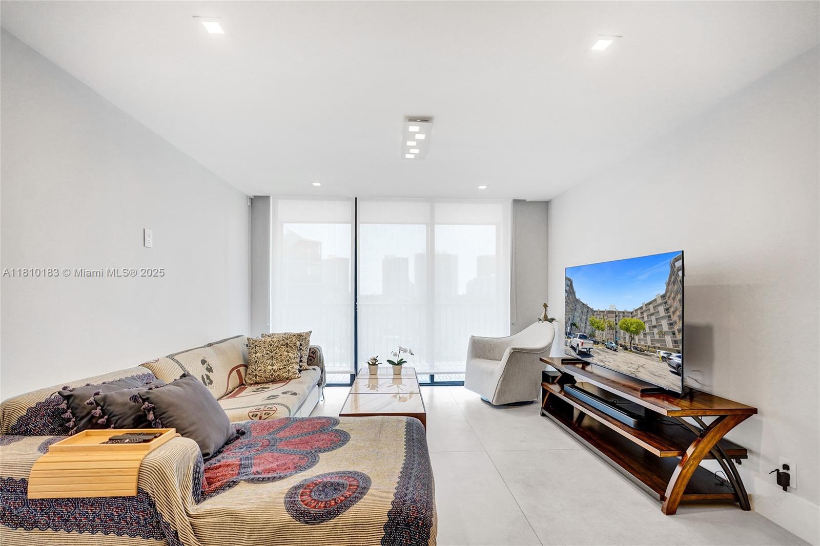 ENSENADA CONDO BLDG E-11 - Residential