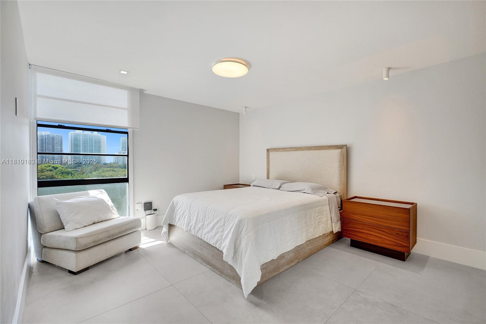 ENSENADA CONDO BLDG E-11 - Residential