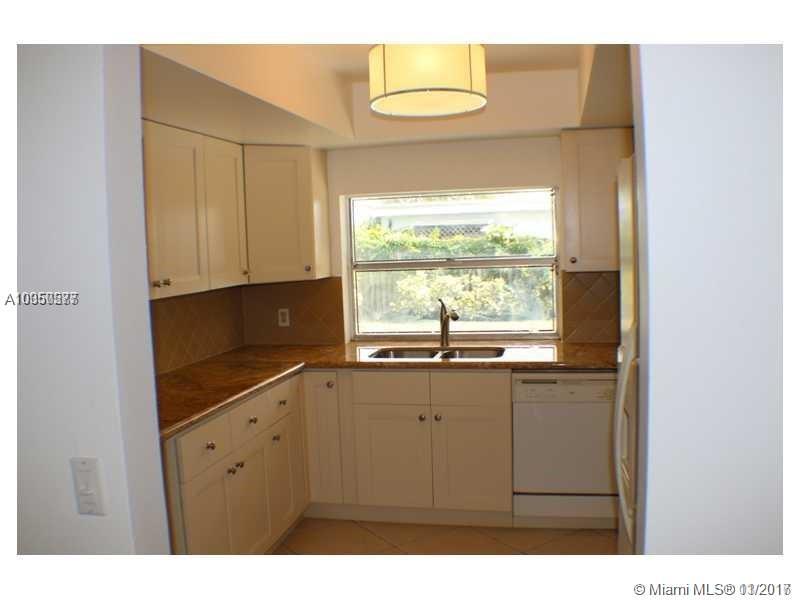 SUNRISE GOLF VILLAGE SEC - Residential