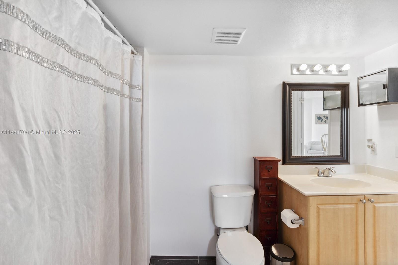 THE CITADEL CONDO - Residential