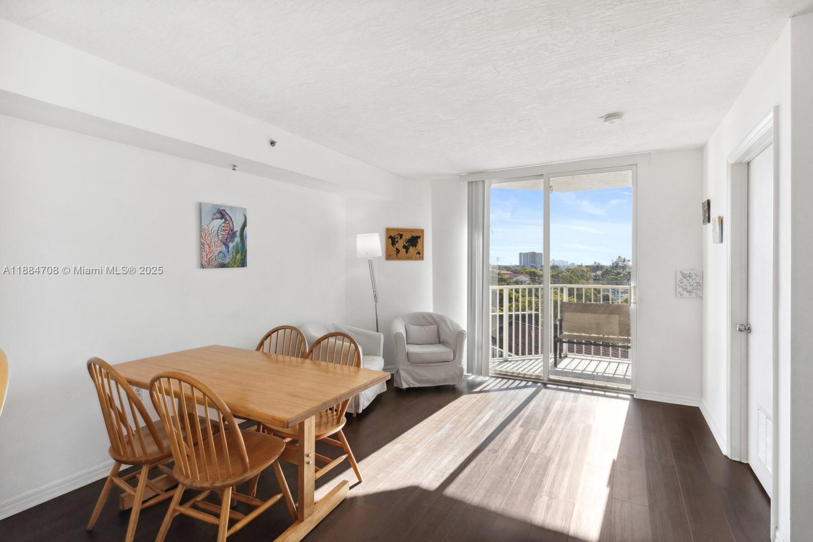 THE CITADEL CONDO - Residential