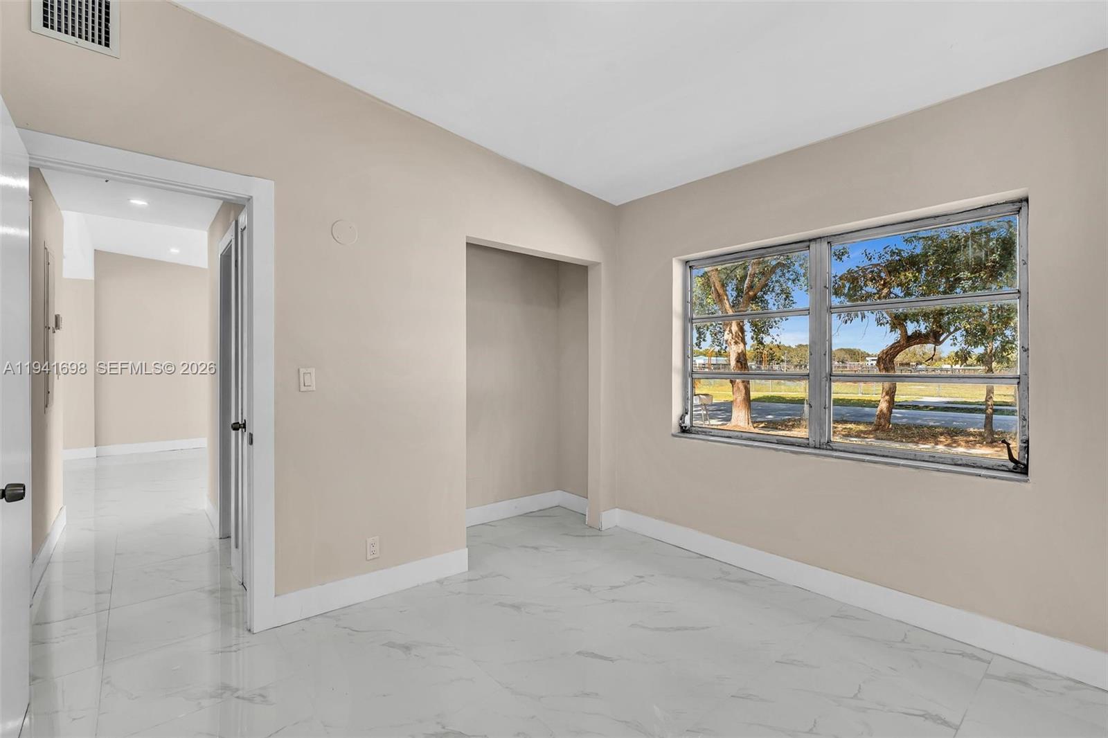 SHERWOOD FOREST - Residential