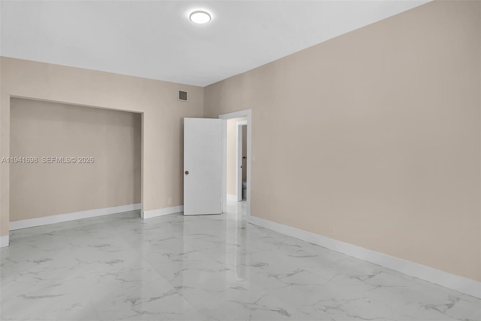 SHERWOOD FOREST - Residential