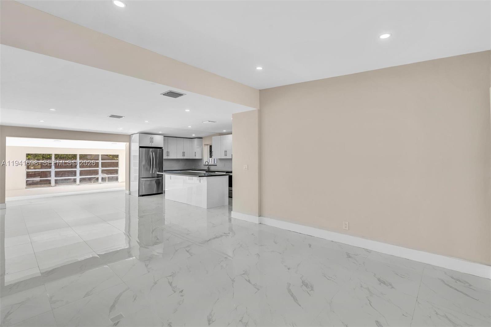 SHERWOOD FOREST - Residential