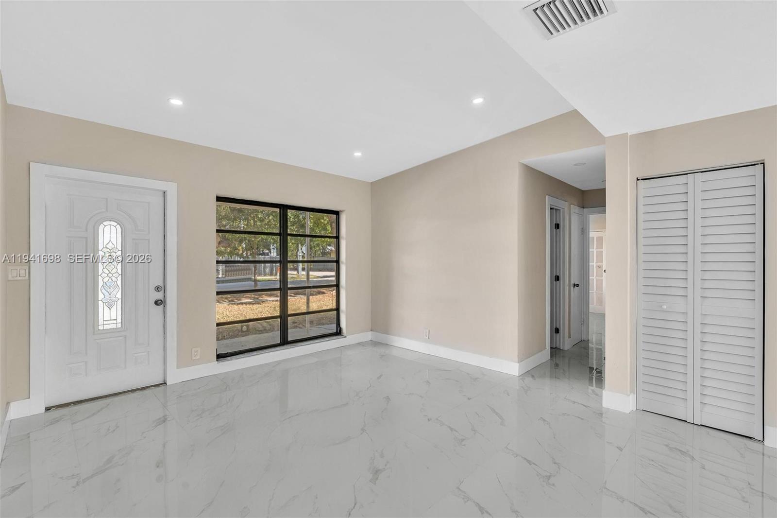 SHERWOOD FOREST - Residential