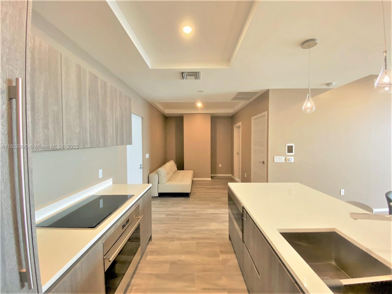 801 SMA RESIDENCES CONDO - Residential Lease