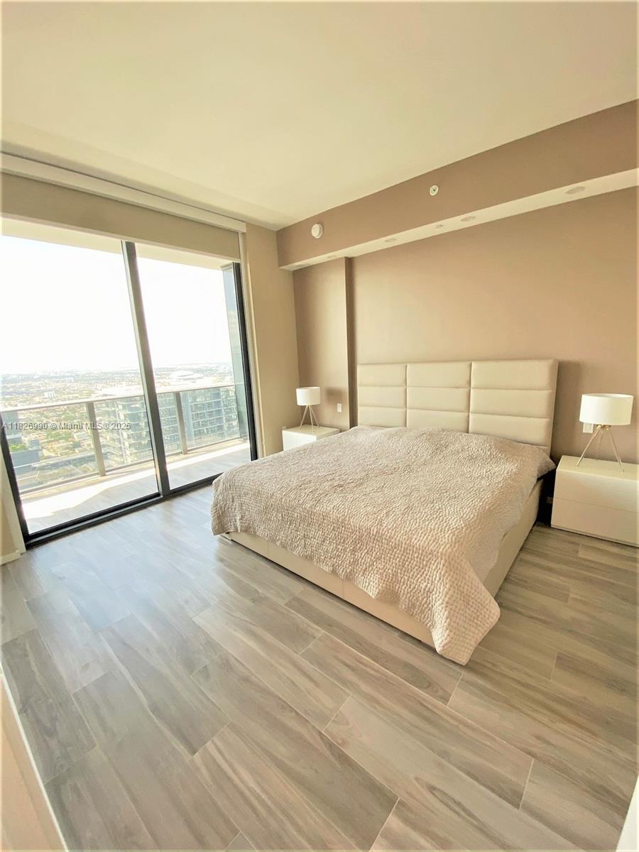 801 SMA RESIDENCES CONDO - Residential Lease