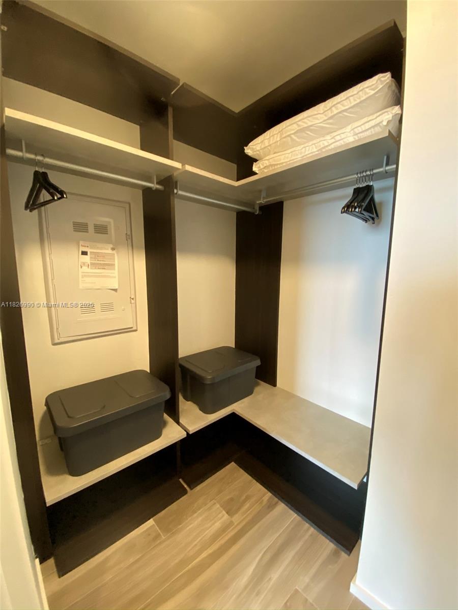 801 SMA RESIDENCES CONDO - Residential Lease