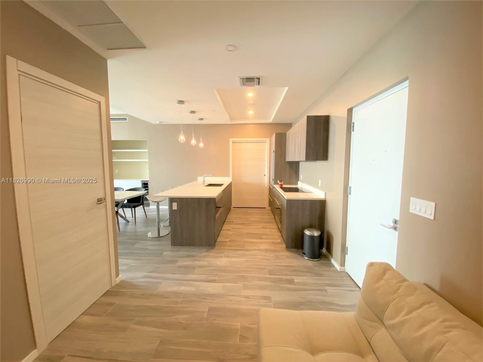 801 SMA RESIDENCES CONDO - Residential Lease