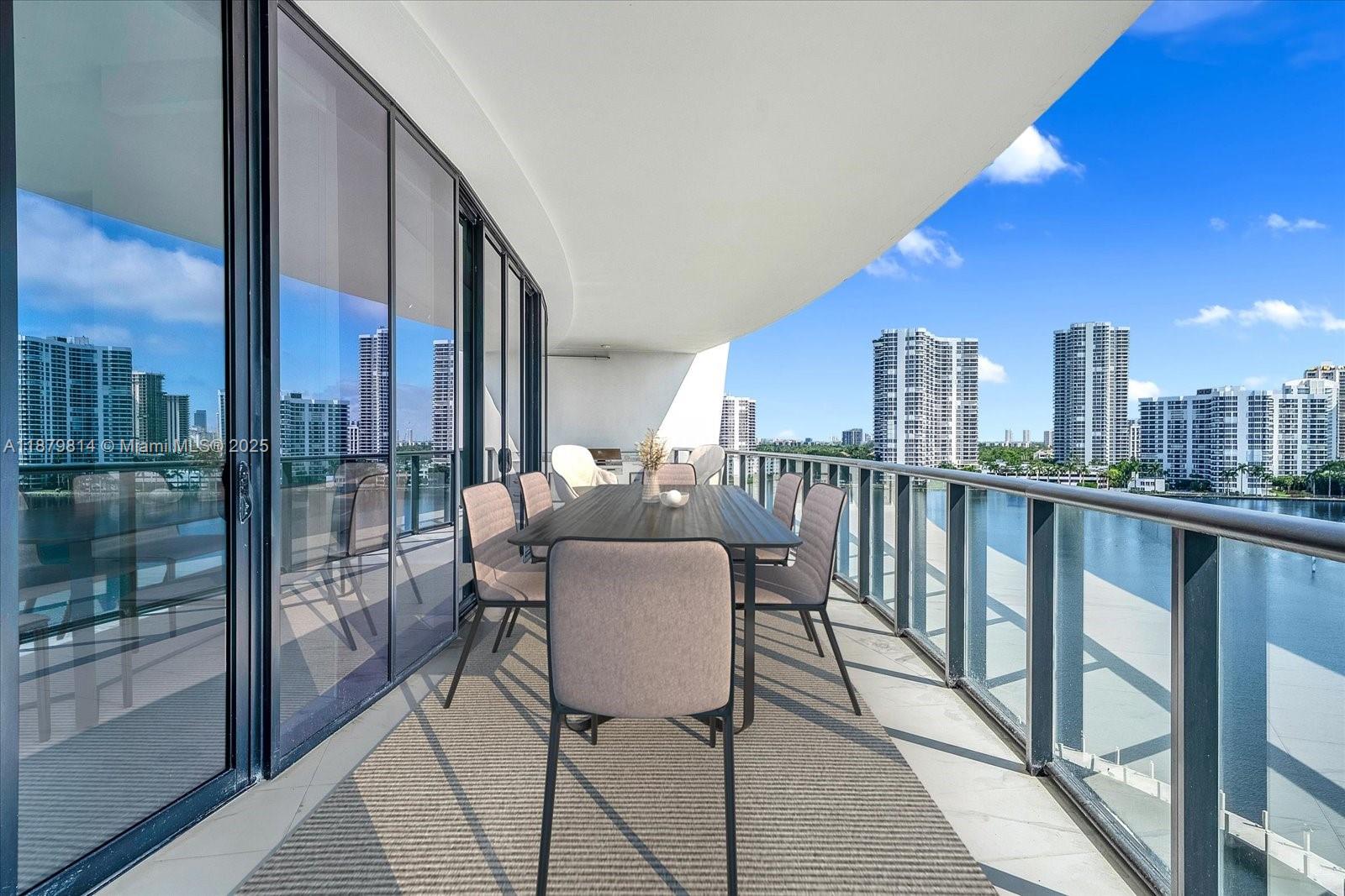 PRIVE CONDO - Residential