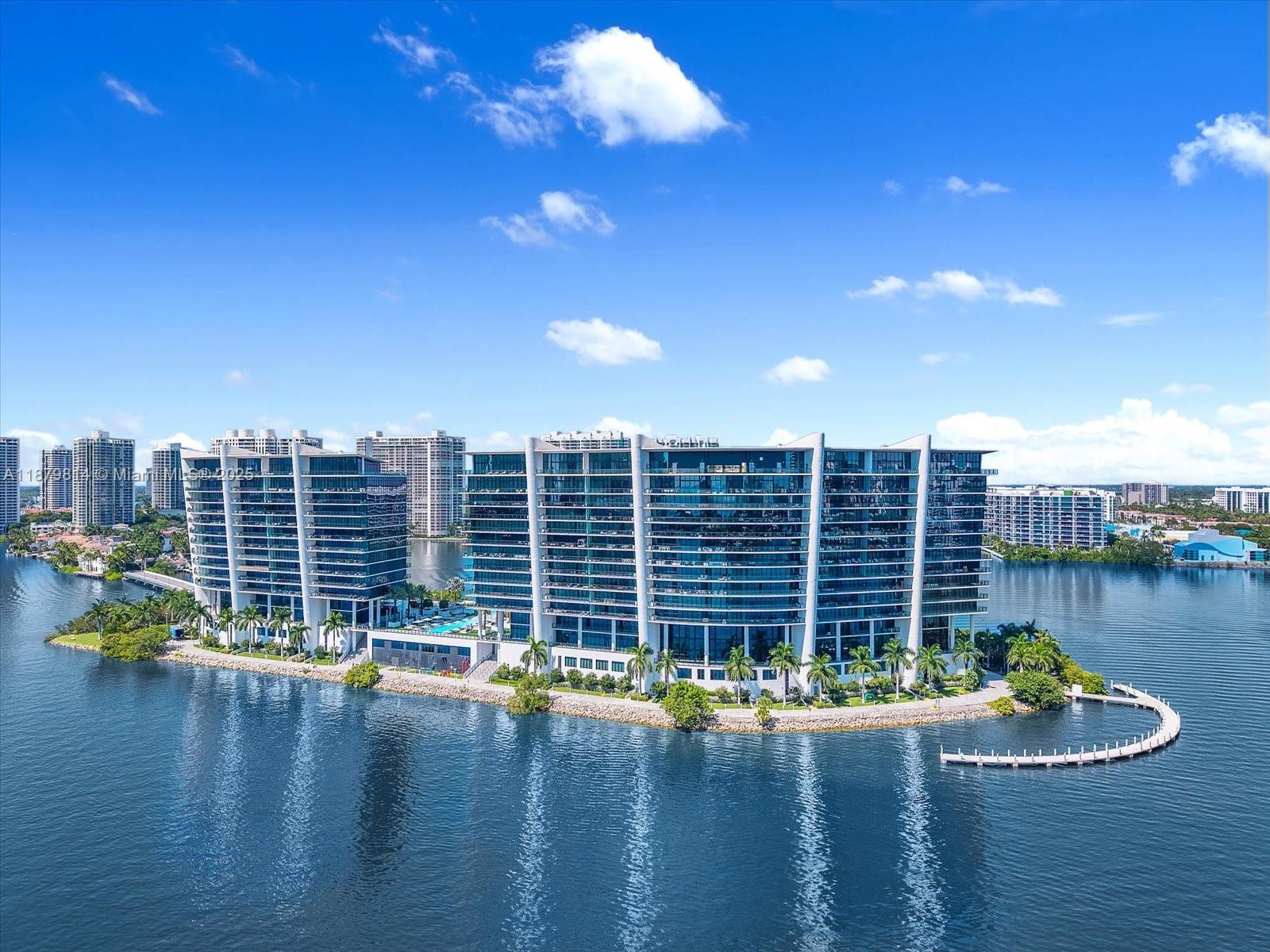 PRIVE CONDO - Residential