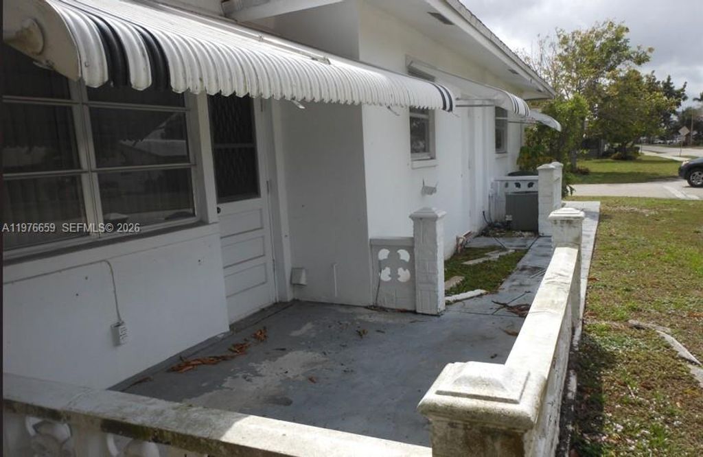 Photo of 4955 NW 55th St, Tamarac, FL 33319 (MLS # A11976659)