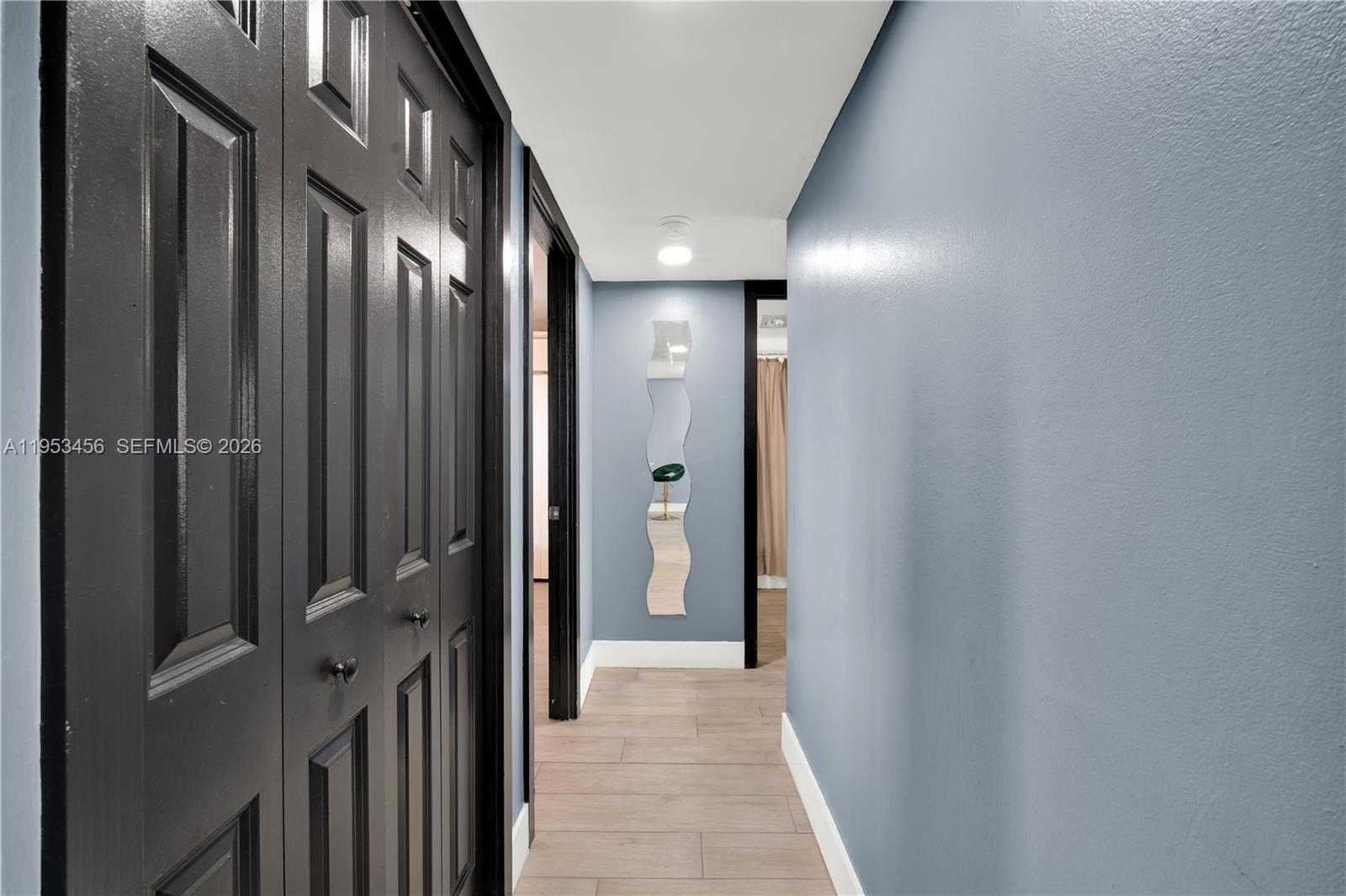 HILLCREST COUNTRY CLUB NO - Residential