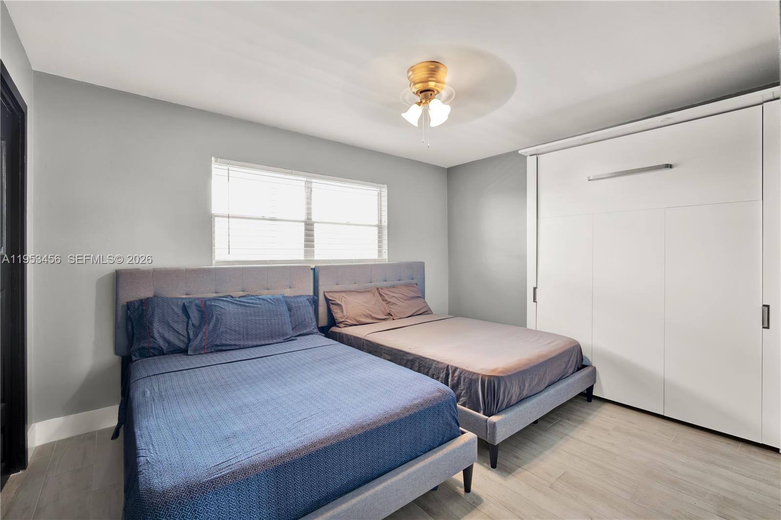 HILLCREST COUNTRY CLUB NO - Residential