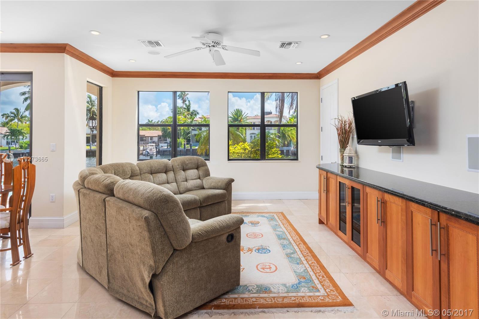 GOLDEN BEACH SEC D - Residential