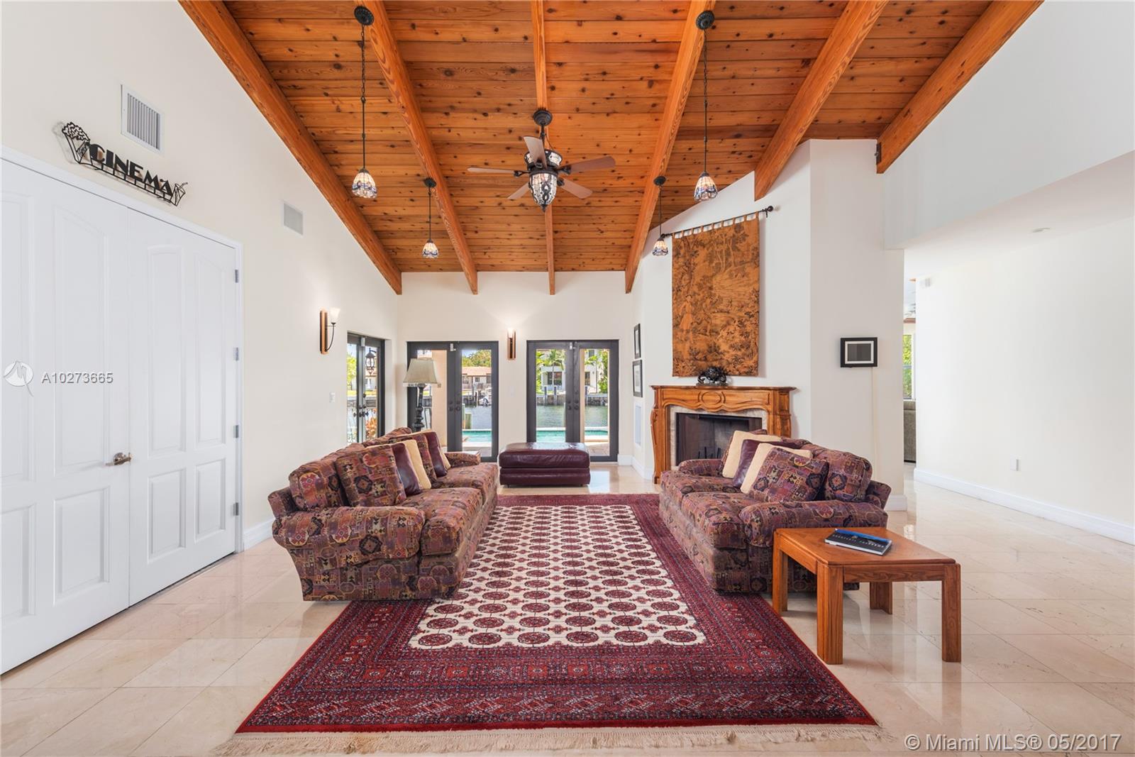 GOLDEN BEACH SEC D - Residential