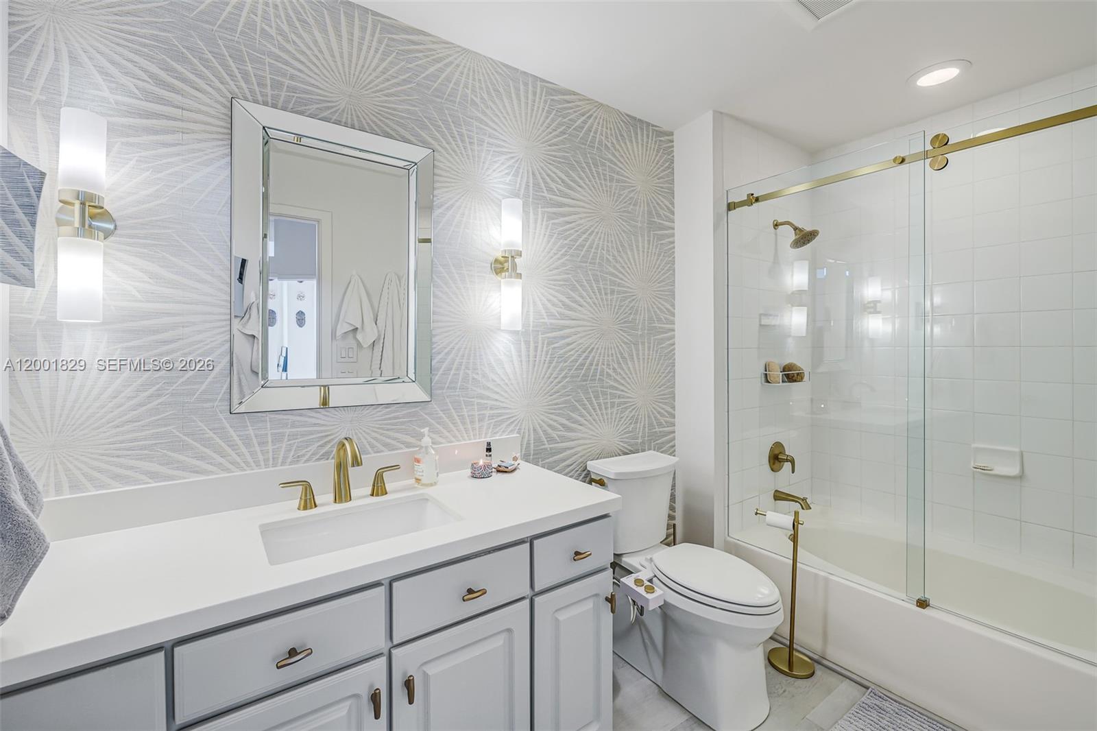 CITE CONDO - Residential Lease