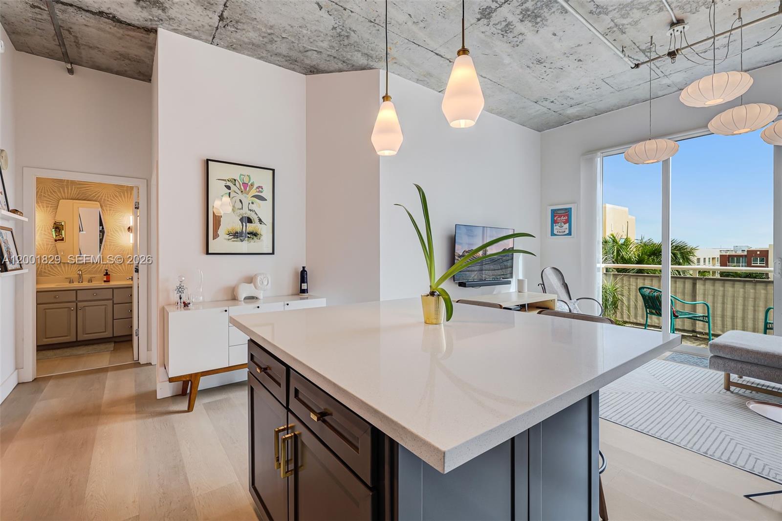 2001 Biscayne Blvd 2617