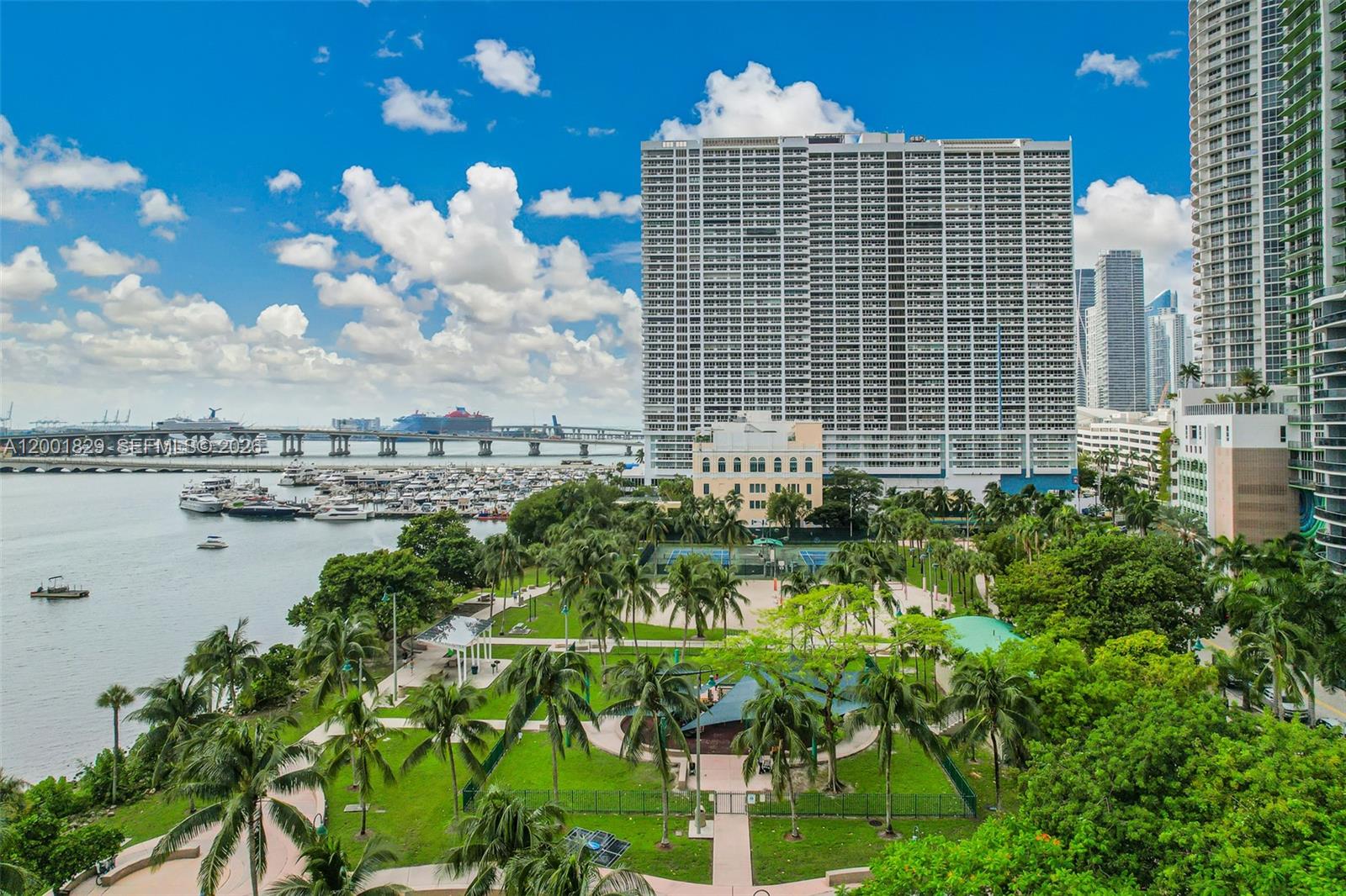 CITE CONDO - Residential Lease