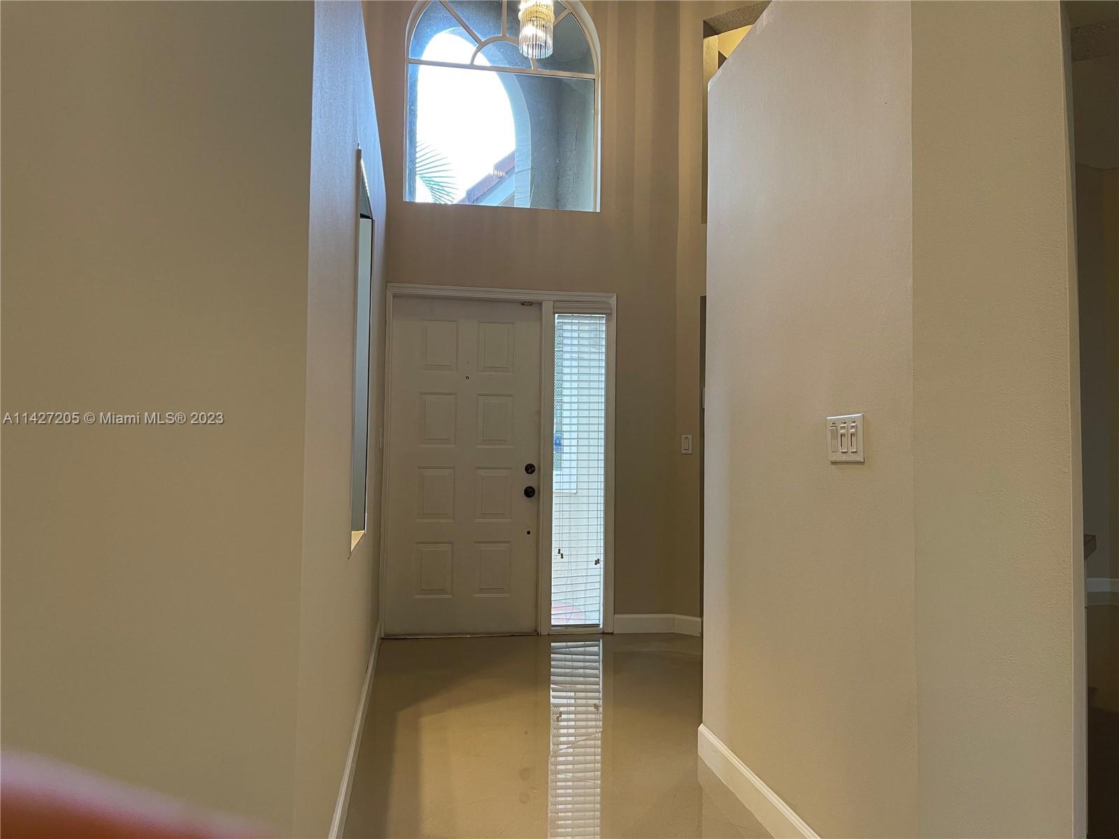 CENTRAL PARK LAKE - Residential Lease