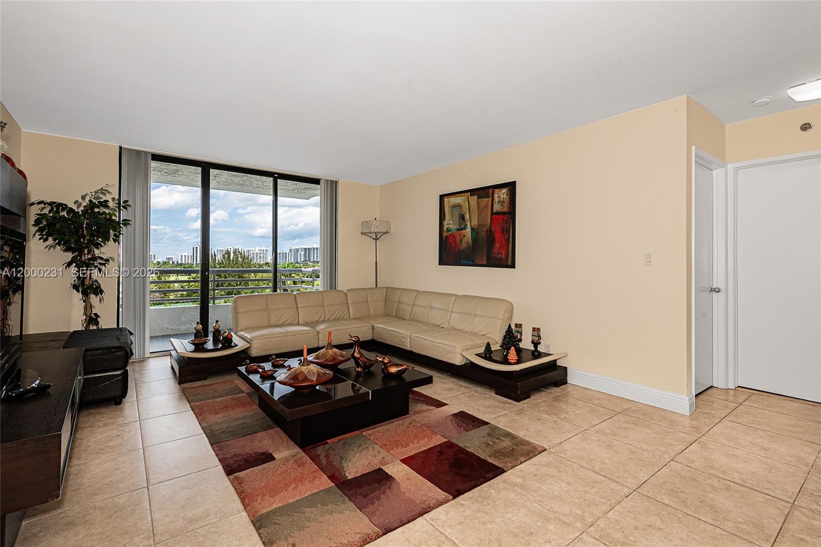 PARC CENTRAL AVENTURA EAS - Residential Lease