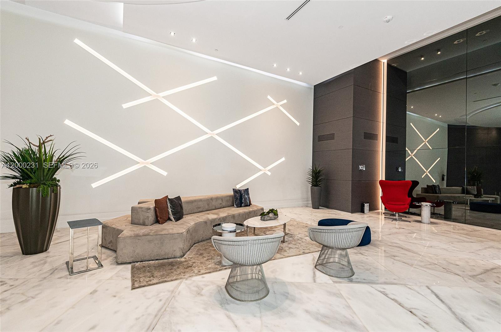 PARC CENTRAL AVENTURA EAS - Residential Lease