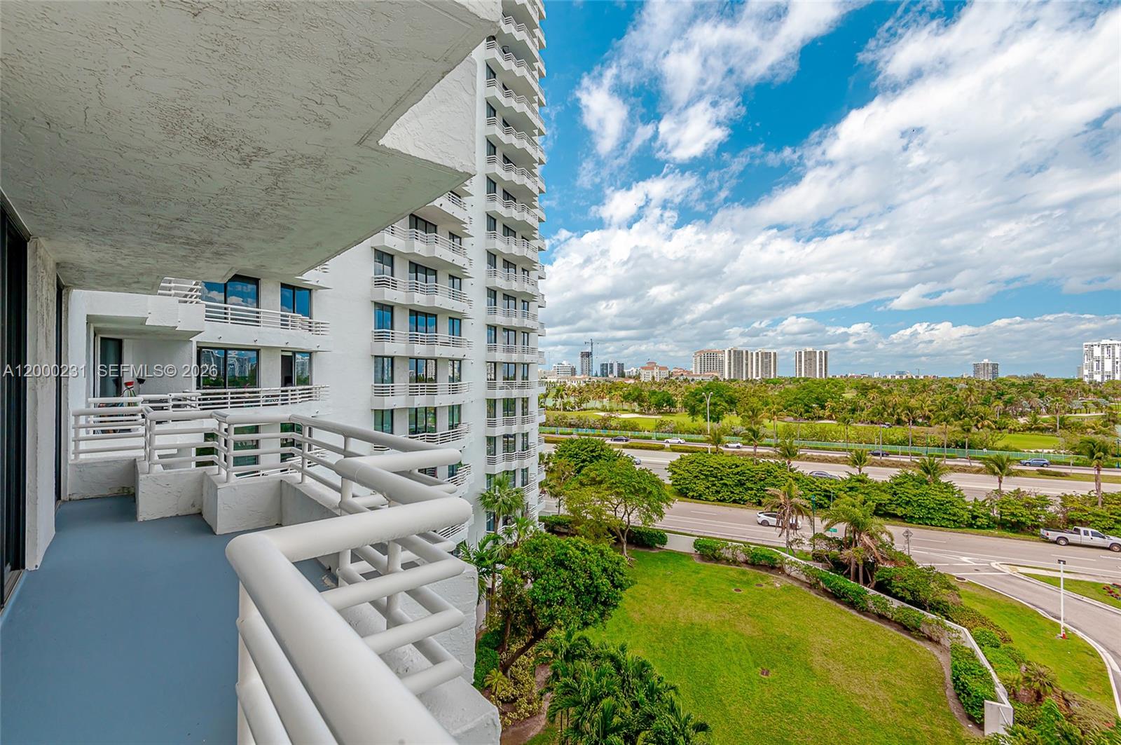 PARC CENTRAL AVENTURA EAS - Residential Lease