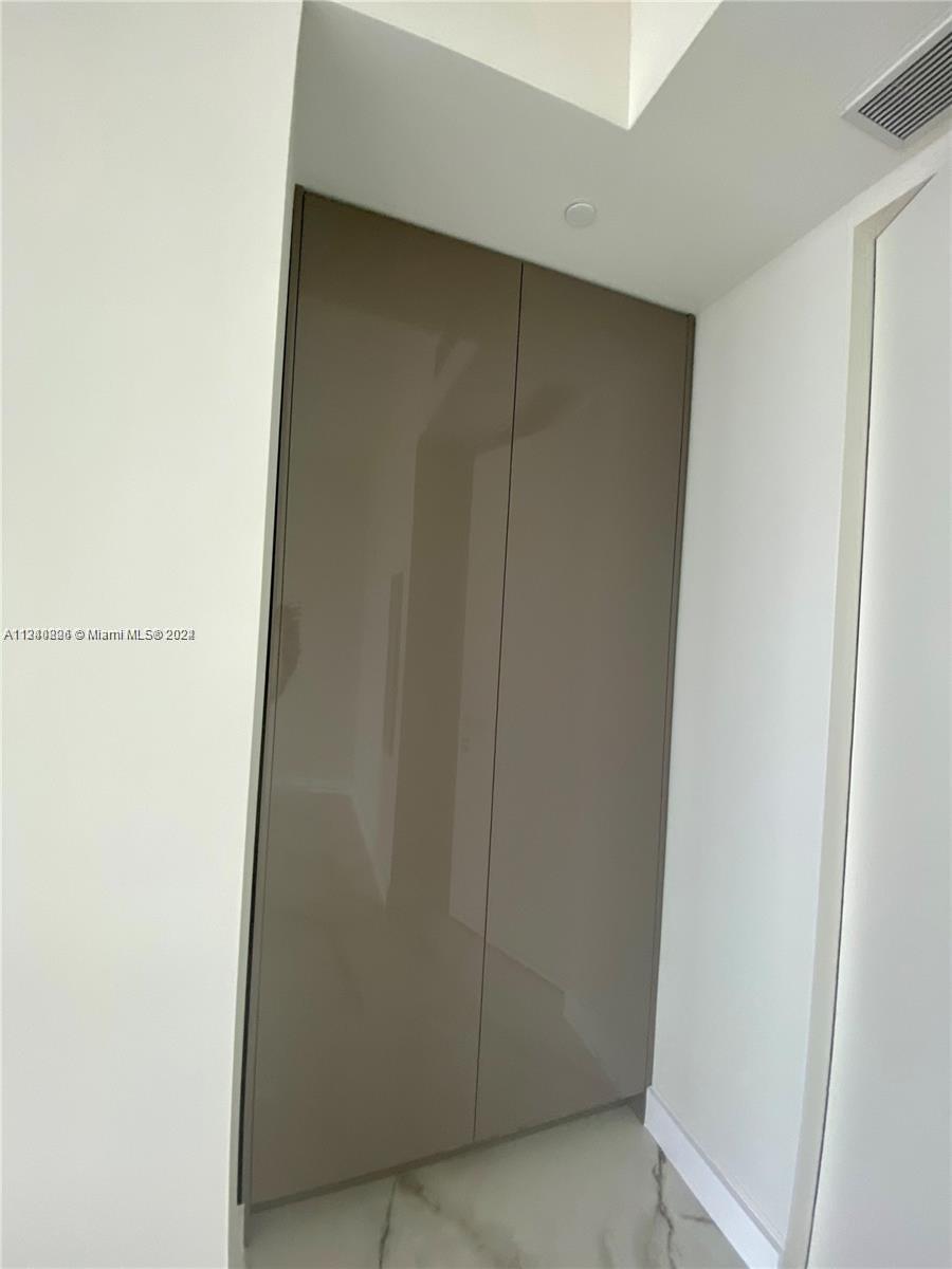 18975 COLLINS CONDO - Residential