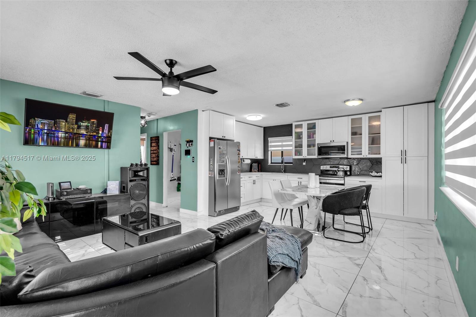 2734 NW 9th Pl
