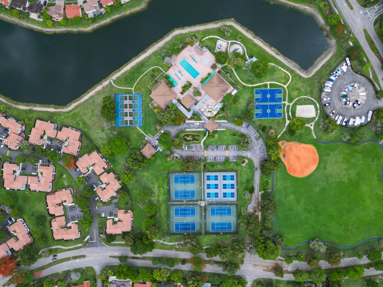 LAKES OF THE MEADOW - NOR - Residential