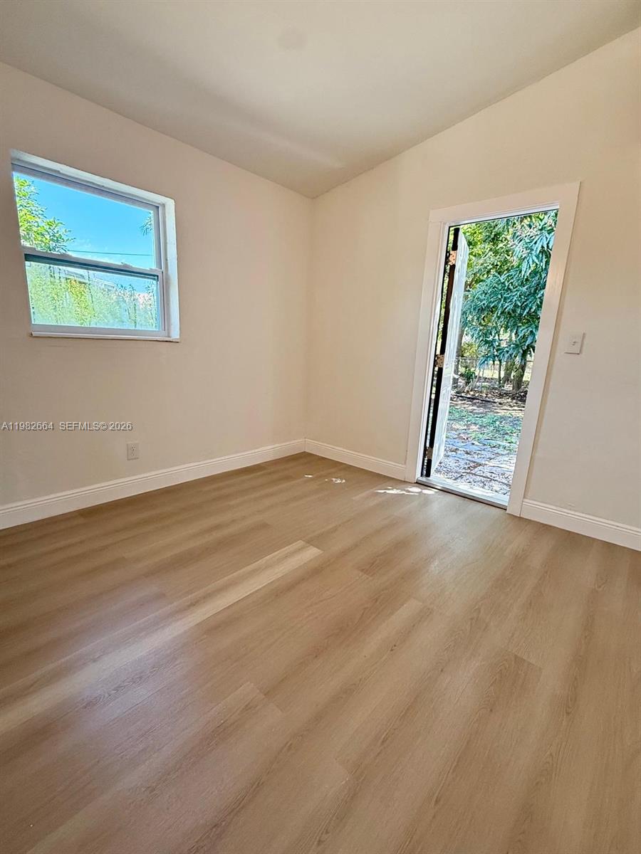 LAUDERDALE MANORS RESUB O - Residential