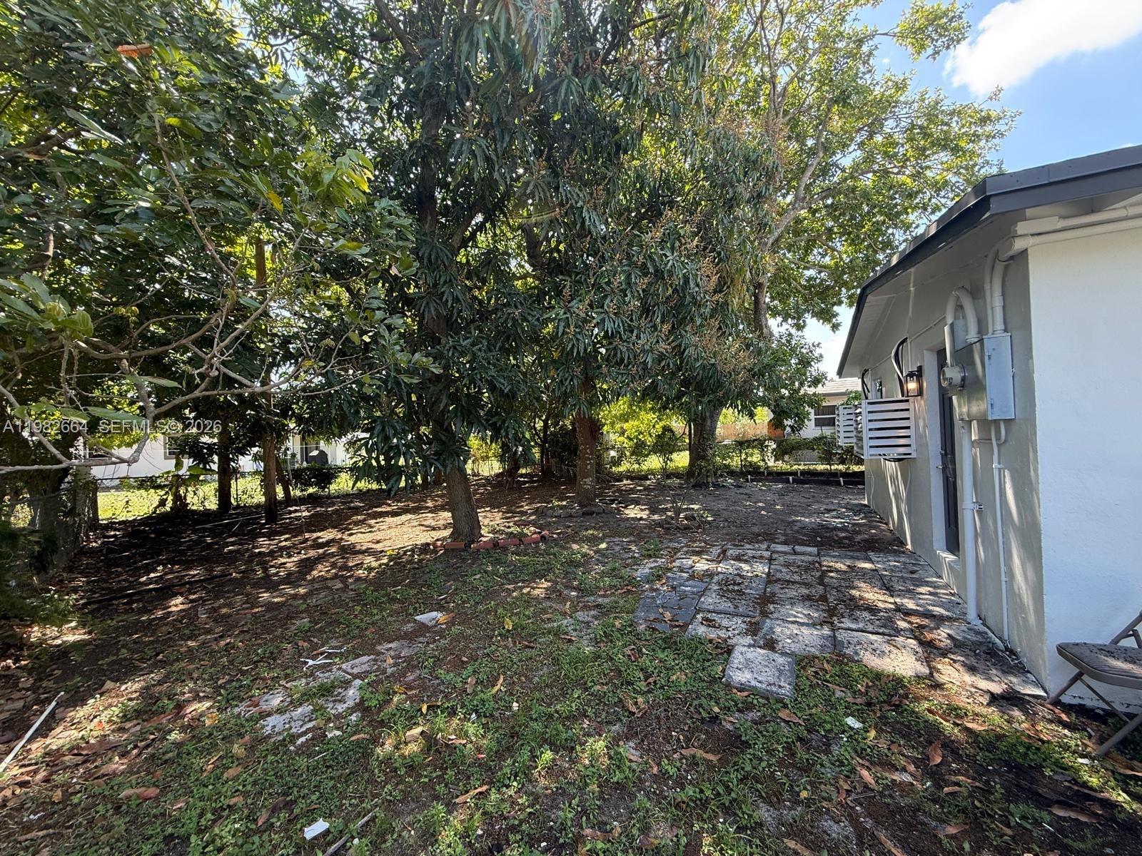 LAUDERDALE MANORS RESUB O - Residential