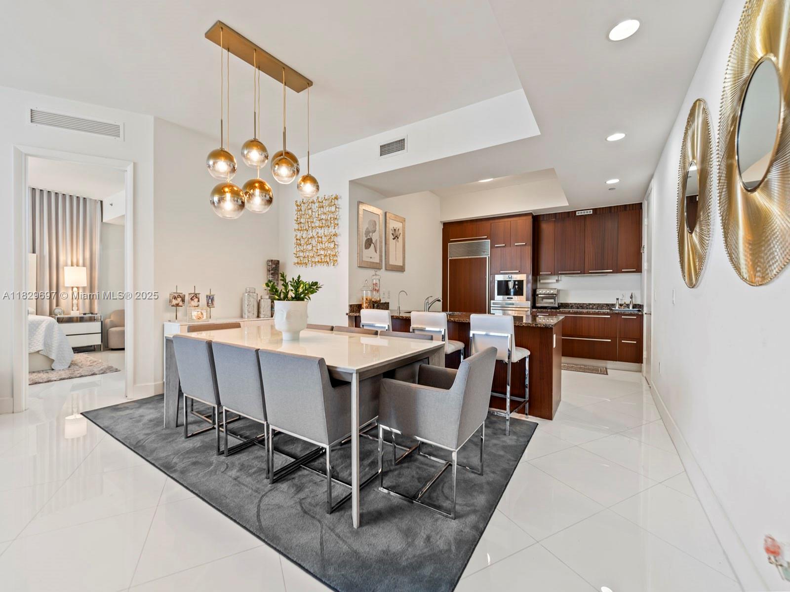 TDR TOWER II CONDO - Residential