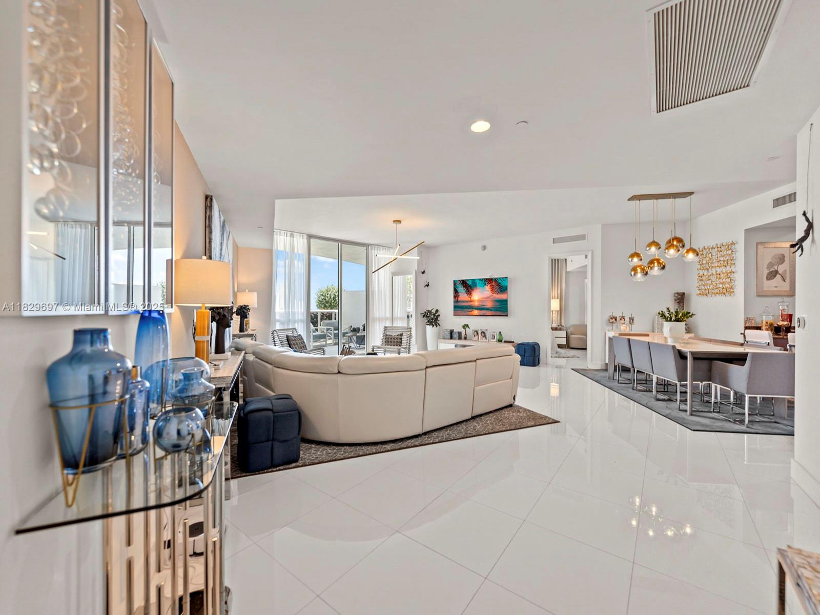 TDR TOWER II CONDO - Residential