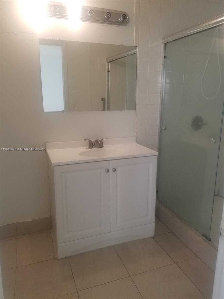 CROSSINGS OF BOYNTON BEAC - Residential Lease