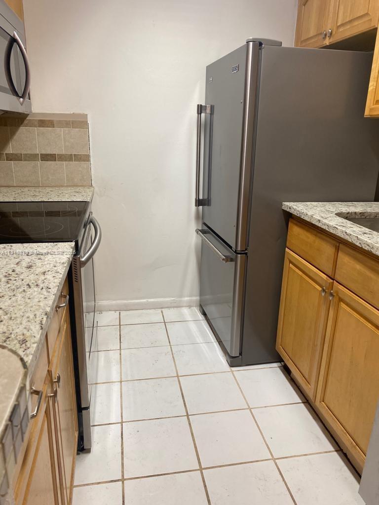 CROSSINGS OF BOYNTON BEAC - Residential Lease