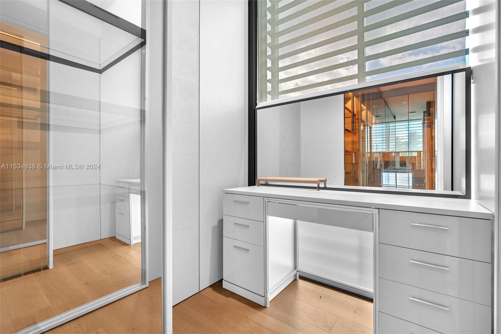 EASTERN SHORES 1ST ADDN - Residential