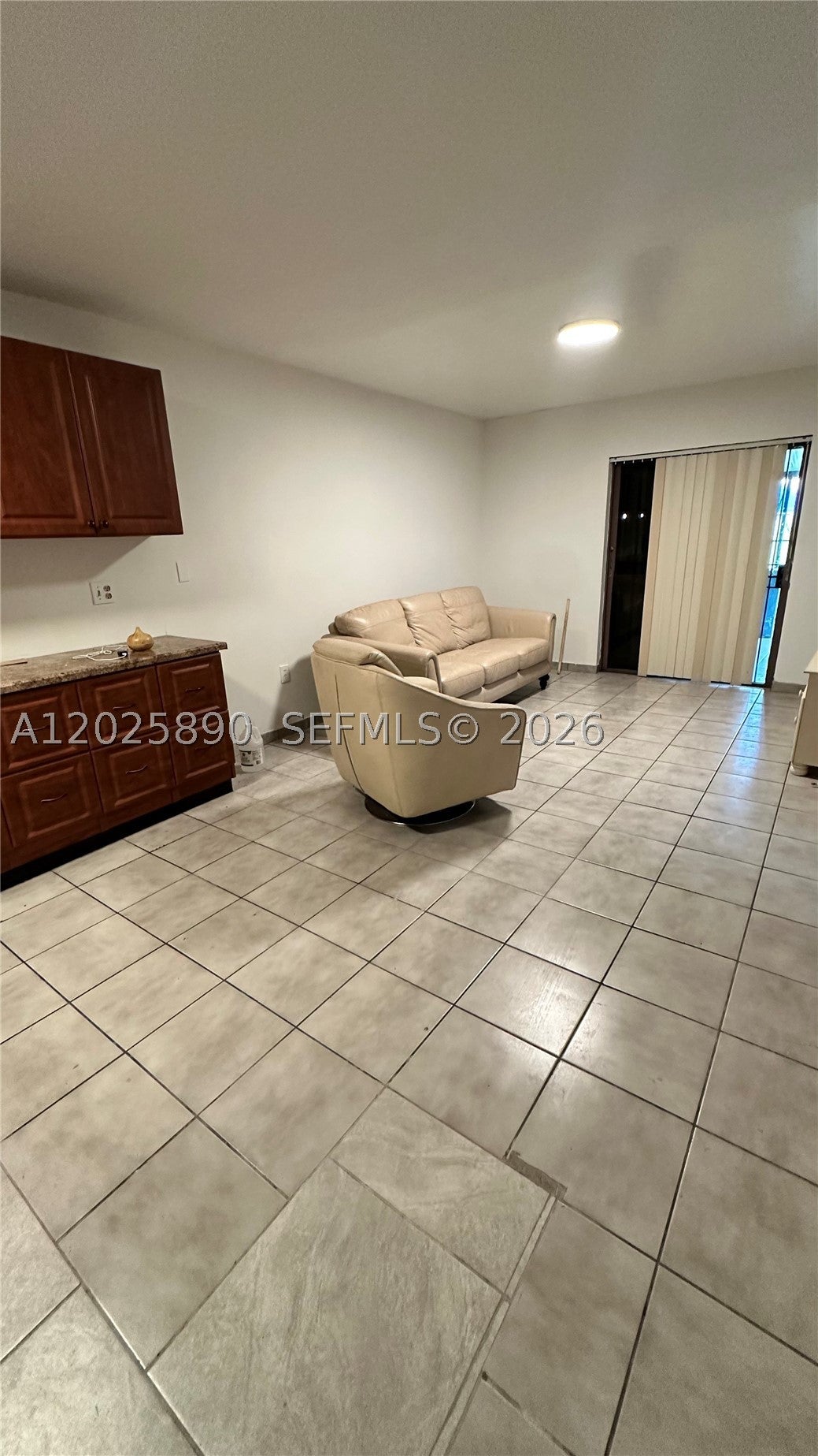 4198 W 10th Ave
